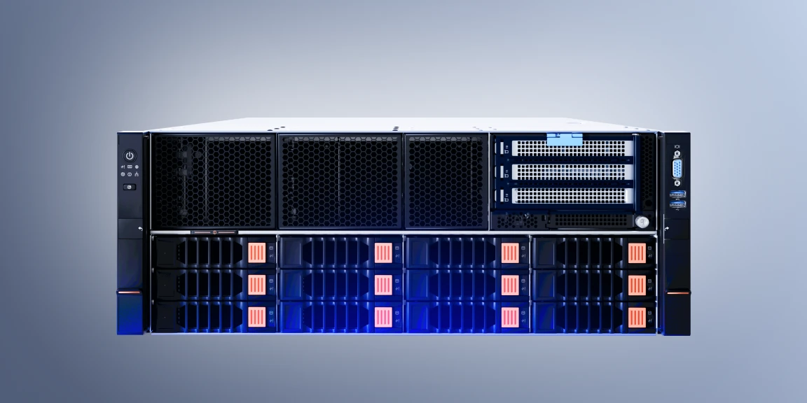 YADRO успешно протестировала GigaChat на новых ИИ-серверах собственной разработки